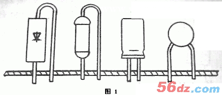 元器件的装配方式与布局